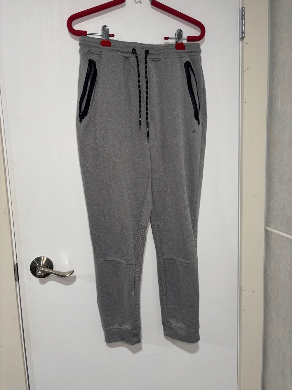 Men's Gray Fleece Jogger Pants - Casual Comfort
